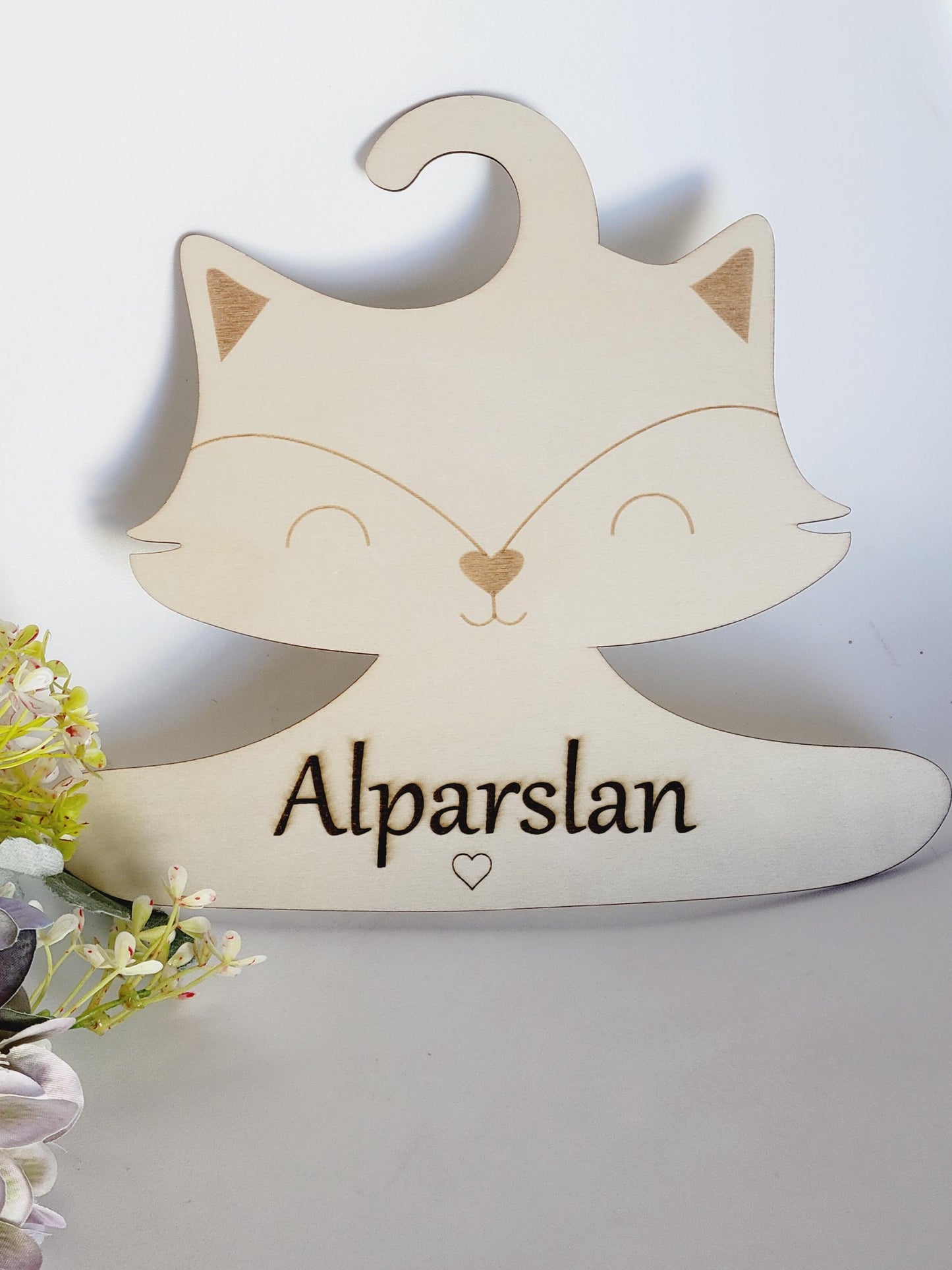 cintre pour bébé en bois personnalisé naissance cintre forme renard