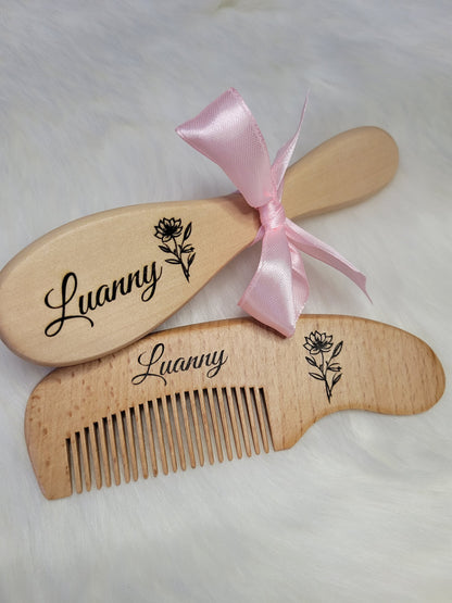 Brosses et peigne personnalisées kit bébé en bois idée cadeau de naissance