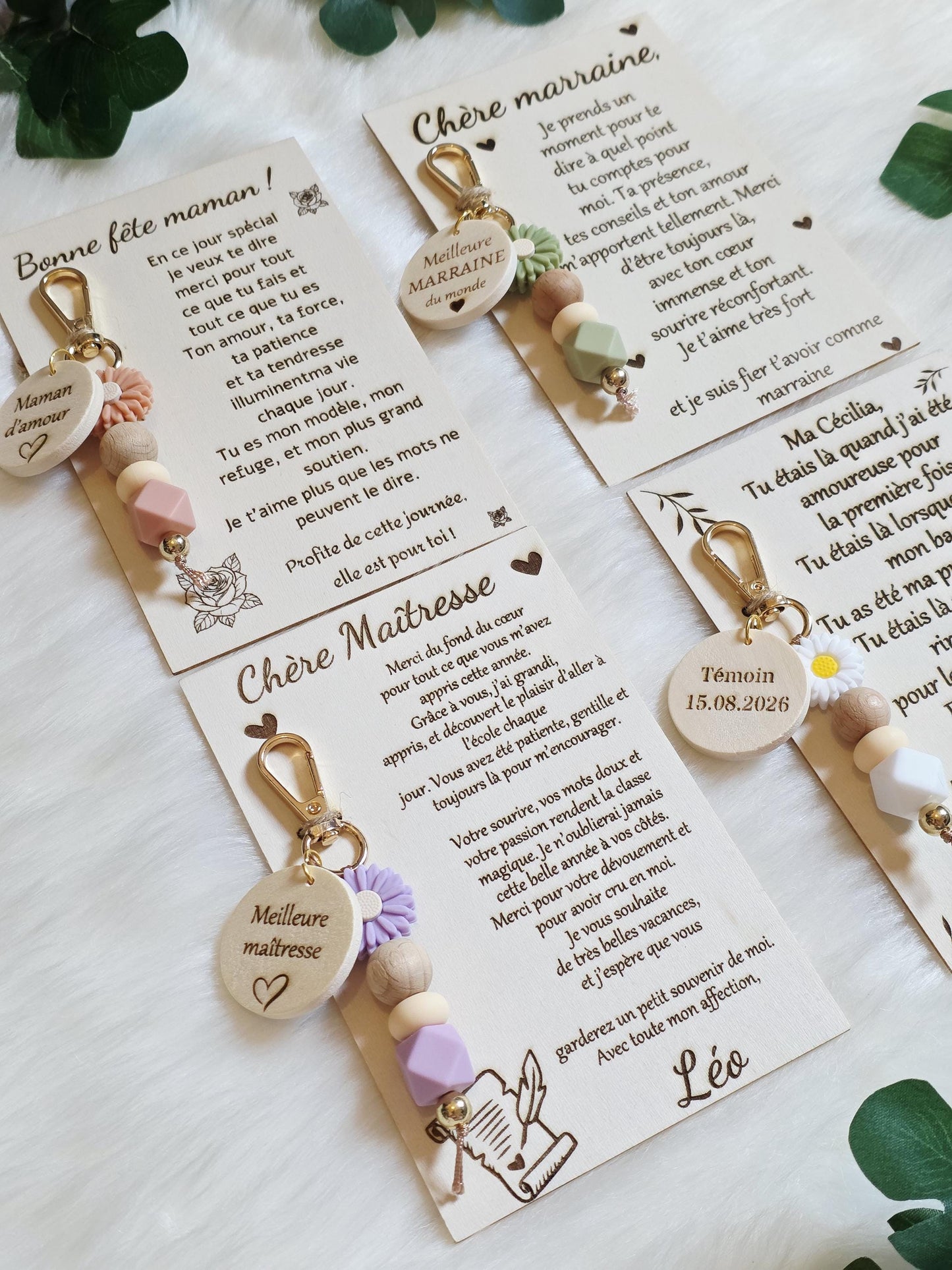 porte clés avec plaque personnalisé  parrain mamie maman papa, grands pères, papy, marraine, maitresse , demande témoin, plaque personnalisé