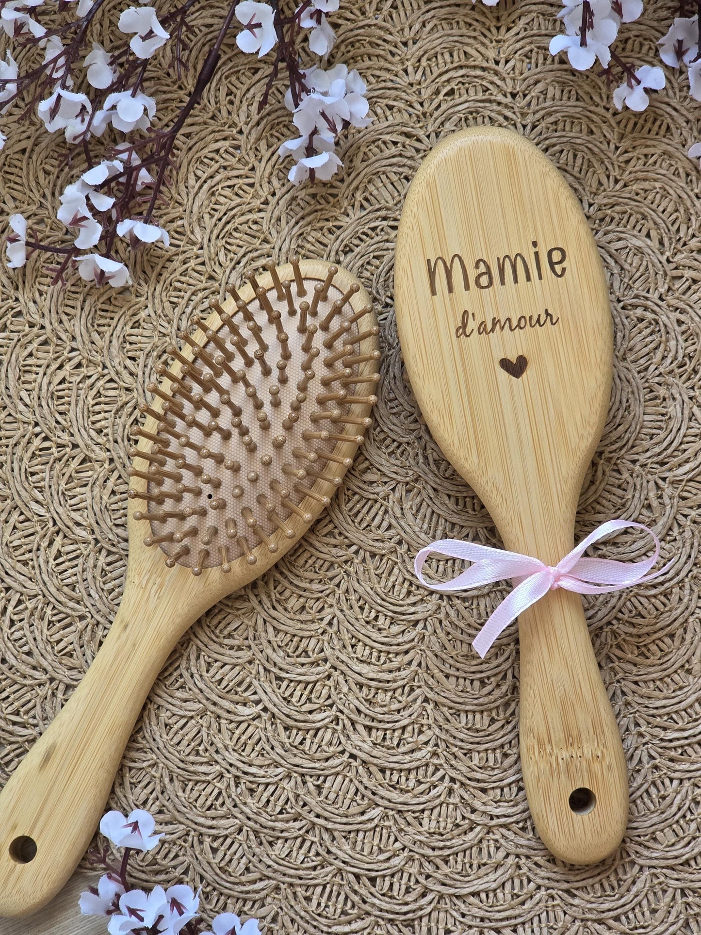 Brosse cheveux bambou personnalisée | Cadeau mamie personnalisé | Texte au choix | Cadeau grand-mère original | Fête des grands-mères |