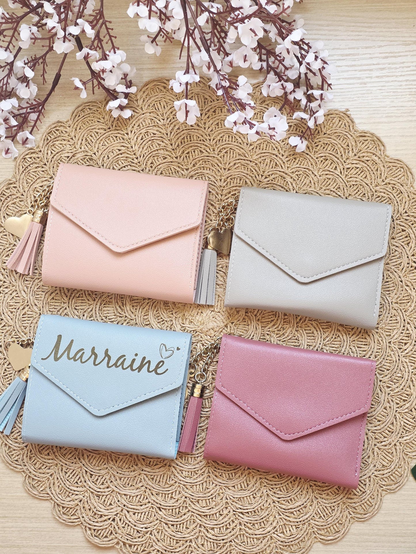 Portefeuille compact personnalisé – Porte-cartes en simili cuir avec prénom – Petit portefeuille femme élégant – Cadeau personnalisé