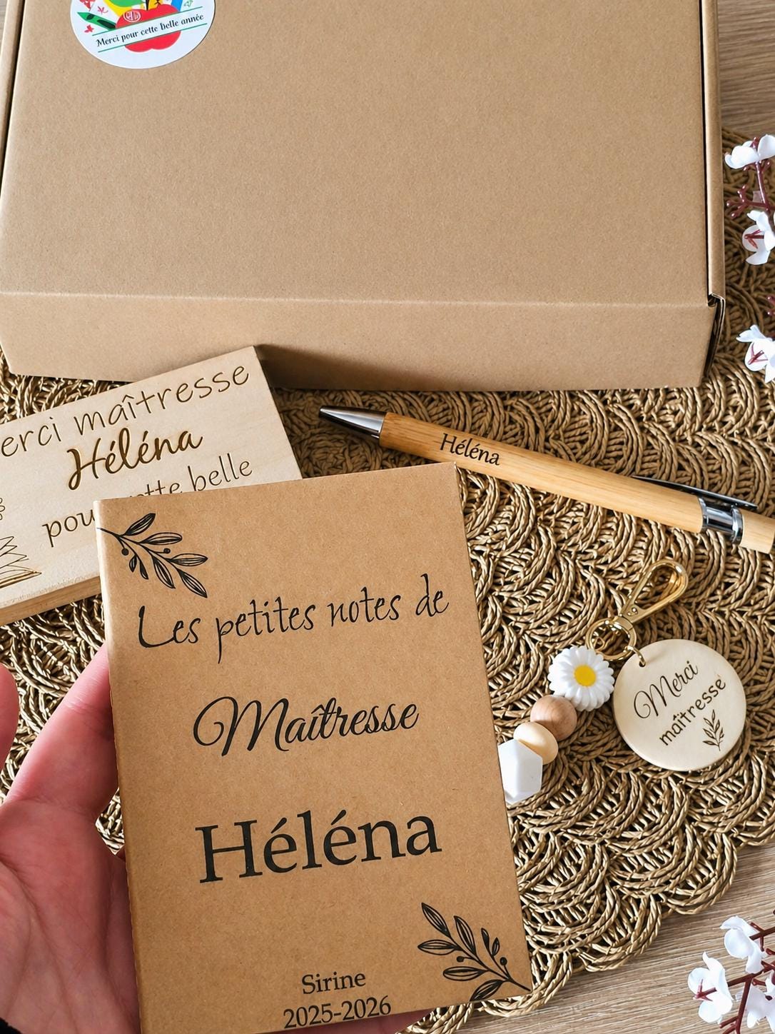 Coffret cadeau maîtresse / cadeau ATSEM/ cadeau fin d'année   Cadeau prêt à offrir scolaire