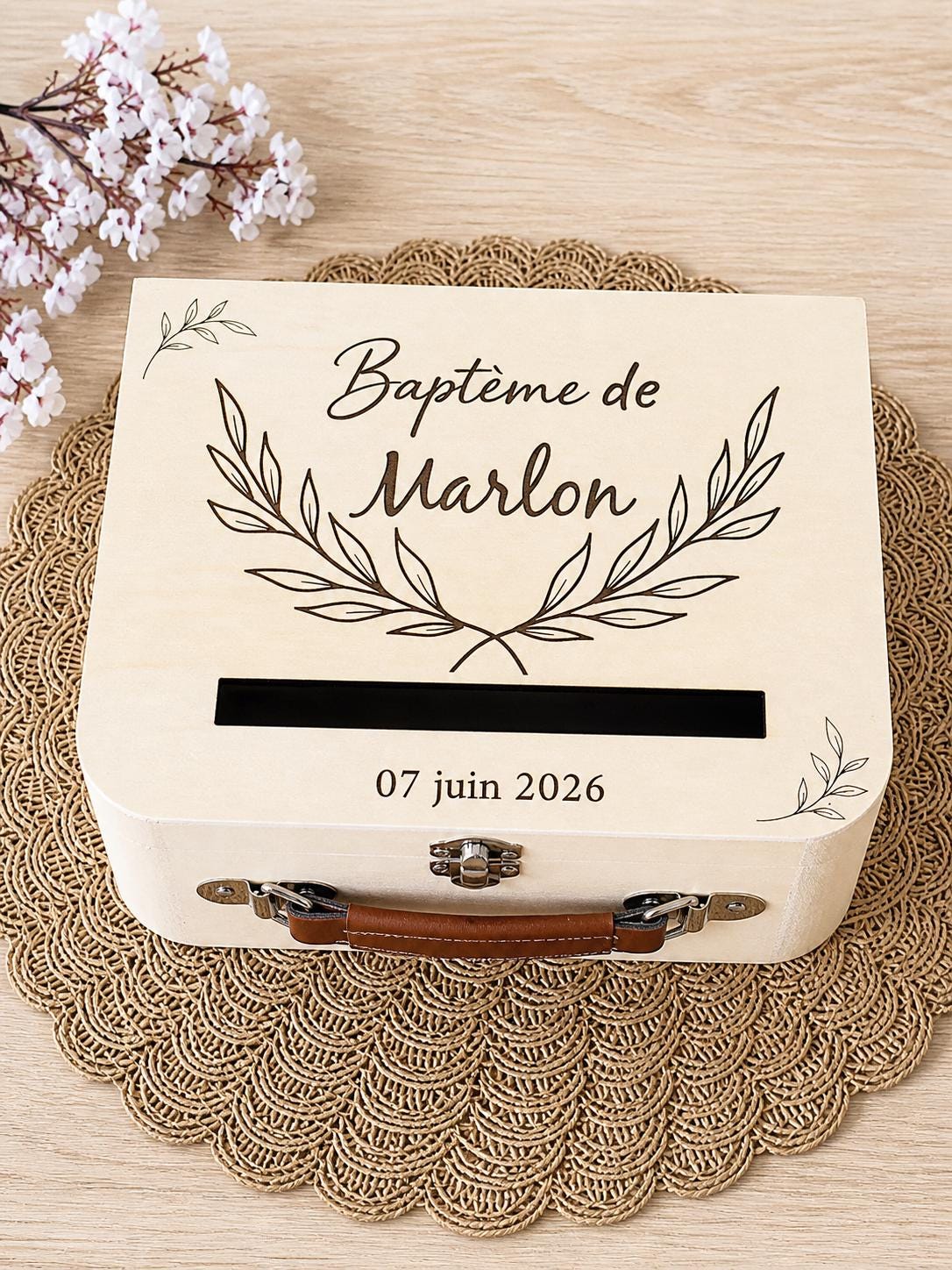 Urne baptême personnalisée bois – boîte souvenirs enfant – urne enveloppes baptême – décoration baptême naturelle – cadeau personnalisé bébé