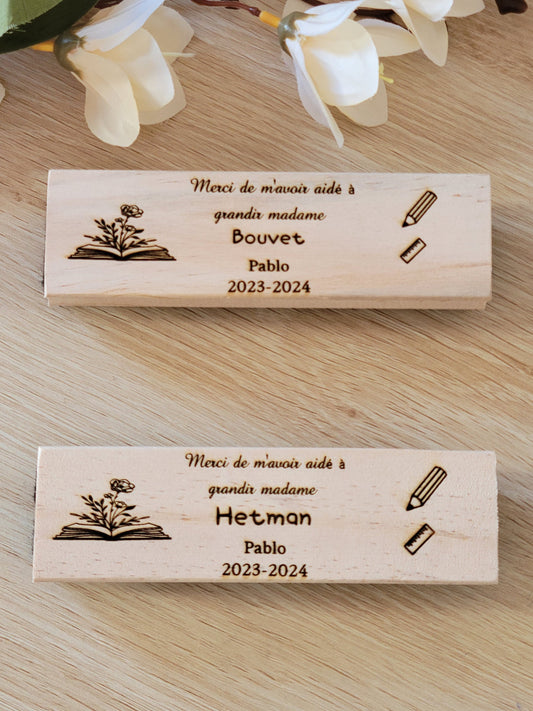 Brosse tableau personnalisée cadeau maîtresse / cadeau maître / cadeau ATSEM/ cadeau fin d'année scolaire