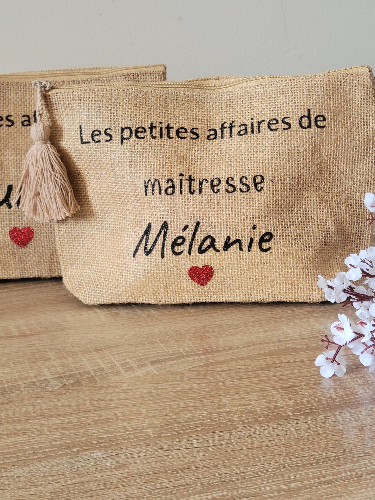 Pochette personnalisée / trousse maquillage personnalisée / pochette personnalisée / pochette en jute pour maîtresse , mamie , marraine