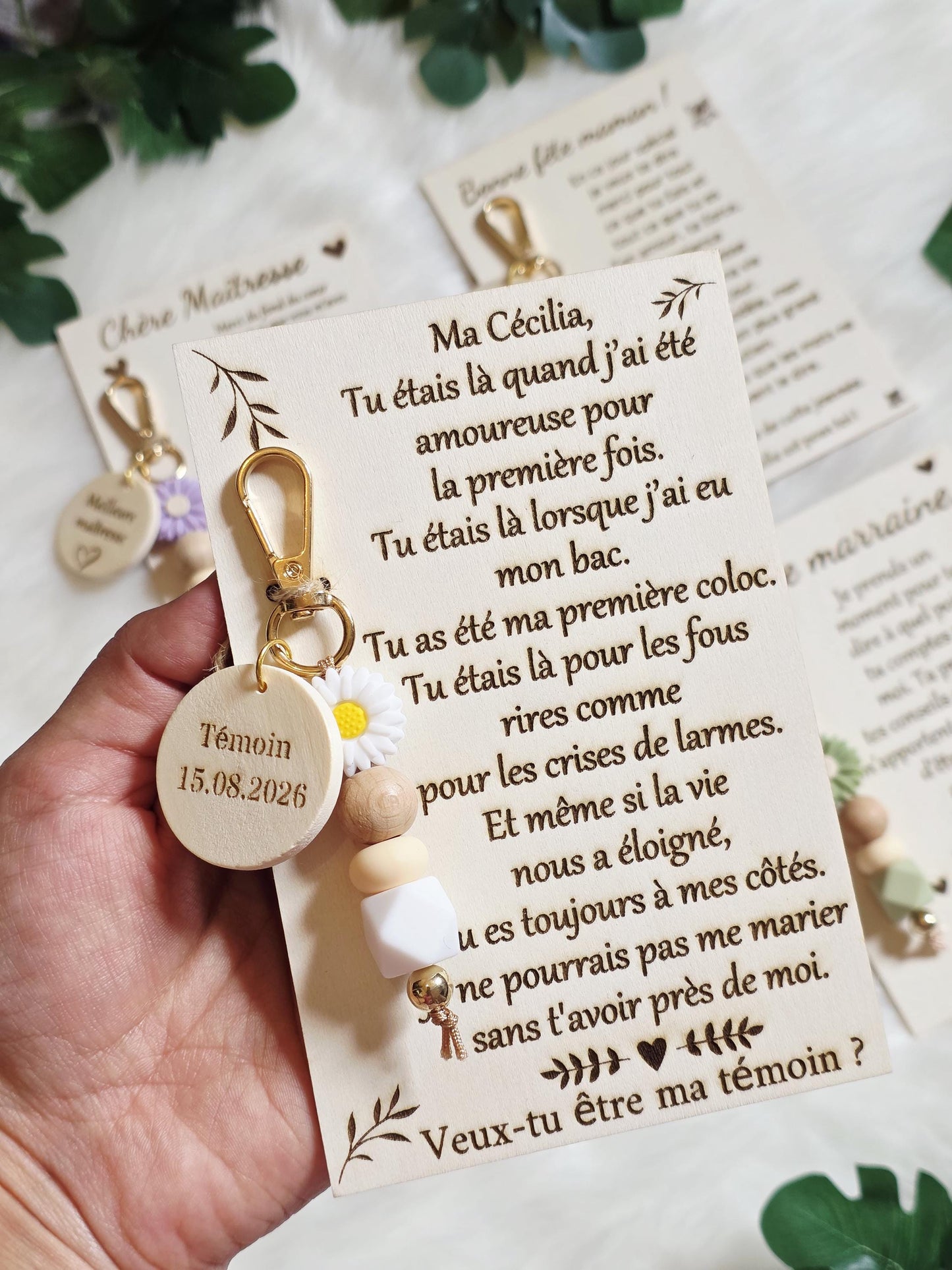 porte clés avec plaque personnalisé  parrain mamie maman papa, grands pères, papy, marraine, maitresse , demande témoin, plaque personnalisé