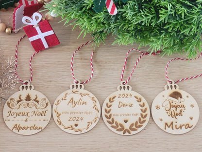 Boule de Noël en bois gravé Joyeux Noël