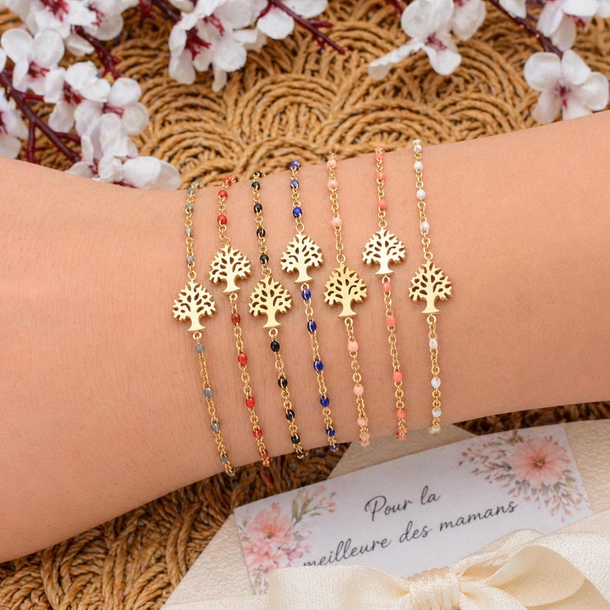 Bracelet Femme Fin Doré avec Perles Colorées – Cadeau Maman Mamie – Bracelet Délicat Ajustable – Idée Cadeau Fête des Mères