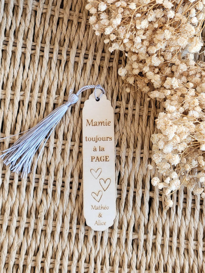 Marque page en bois personnalisé / Idée cadeau pour ( Mamie, Nounou, Maman, Atsem, Marraine, Maîtresse ...)
