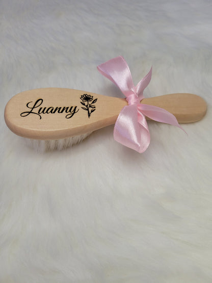 Brosses et peigne personnalisées kit bébé en bois idée cadeau de naissance