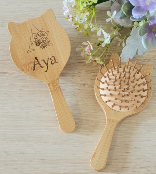 Brosse enfant à picots chat personnalisée / Cadeau pour enfant / Naissance