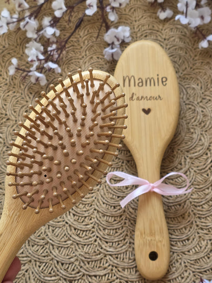 Brosse cheveux bambou personnalisée | Cadeau mamie personnalisé | Texte au choix | Cadeau grand-mère original | Fête des grands-mères |