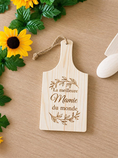 Planche à découper en bambou, planche apéro personnalisée, cadeau parrain, fête des pères, noël , nounou marraine , cadeau fête des mères