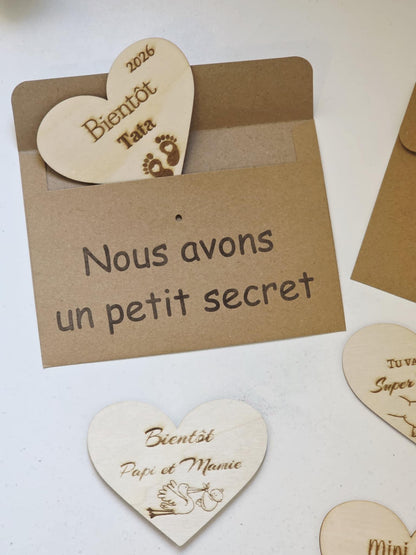 Magnet personnalisé forme cœur pour annonce de grossesse - Futur mamie et papi - Futur Marraine et Parrain - Futur bébé - Cadeau naissance