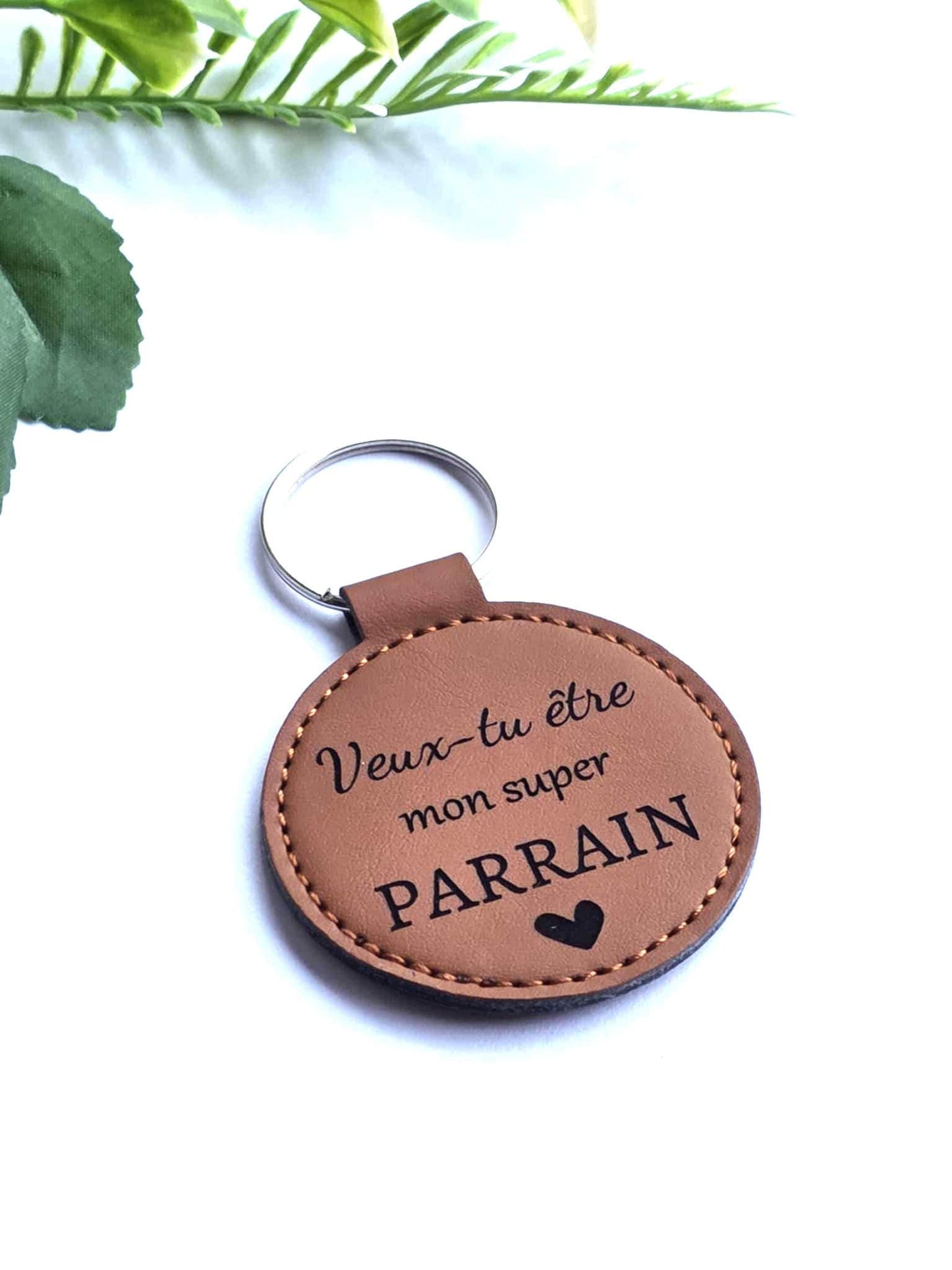Porte clés  rond en cuir personnalisé - Cadeau anniversaire, parrain, fête des mères, papy, pères, grands-pères, grossesse , demande parrain