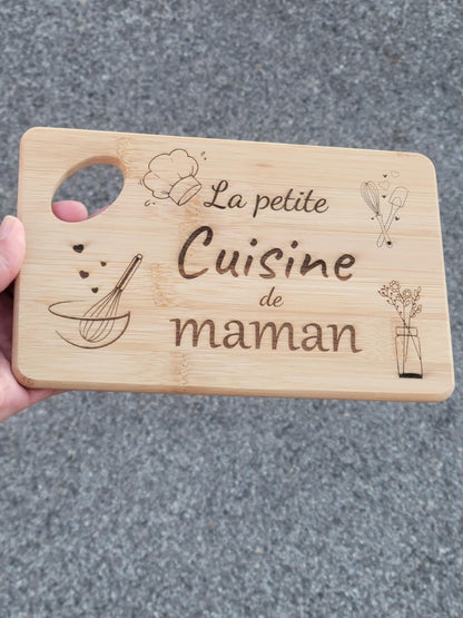 Planche à découper en bambou personnalisée, cadeau parrain, fête des pères, des mères, noël , nounou marraine