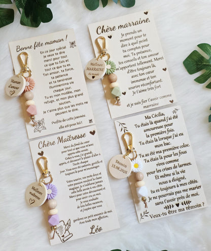 porte clés avec plaque personnalisé  parrain mamie maman papa, grands pères, papy, marraine, maitresse , demande témoin, plaque personnalisé