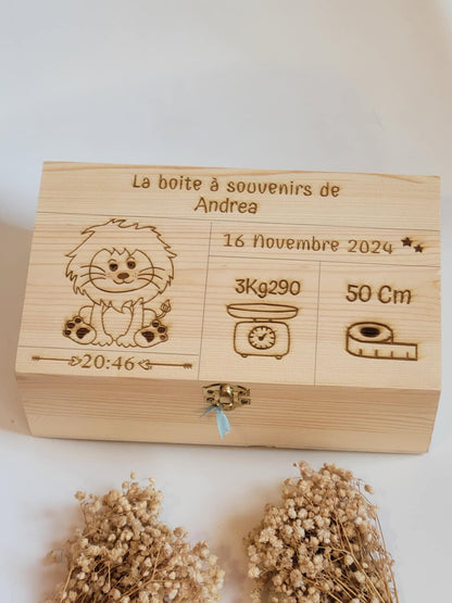 boite à souvenirs en bois cadeau naissance personnalisé