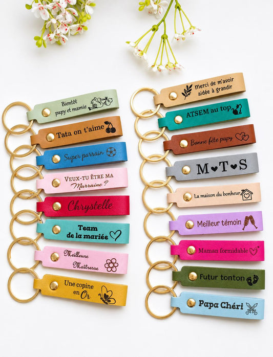 Porte clés en cuir personnalisé - Cadeau anniversaire,parrain, fête des mères, grands-mères, pères, grands-pères, maitresse, atsem, nounou,