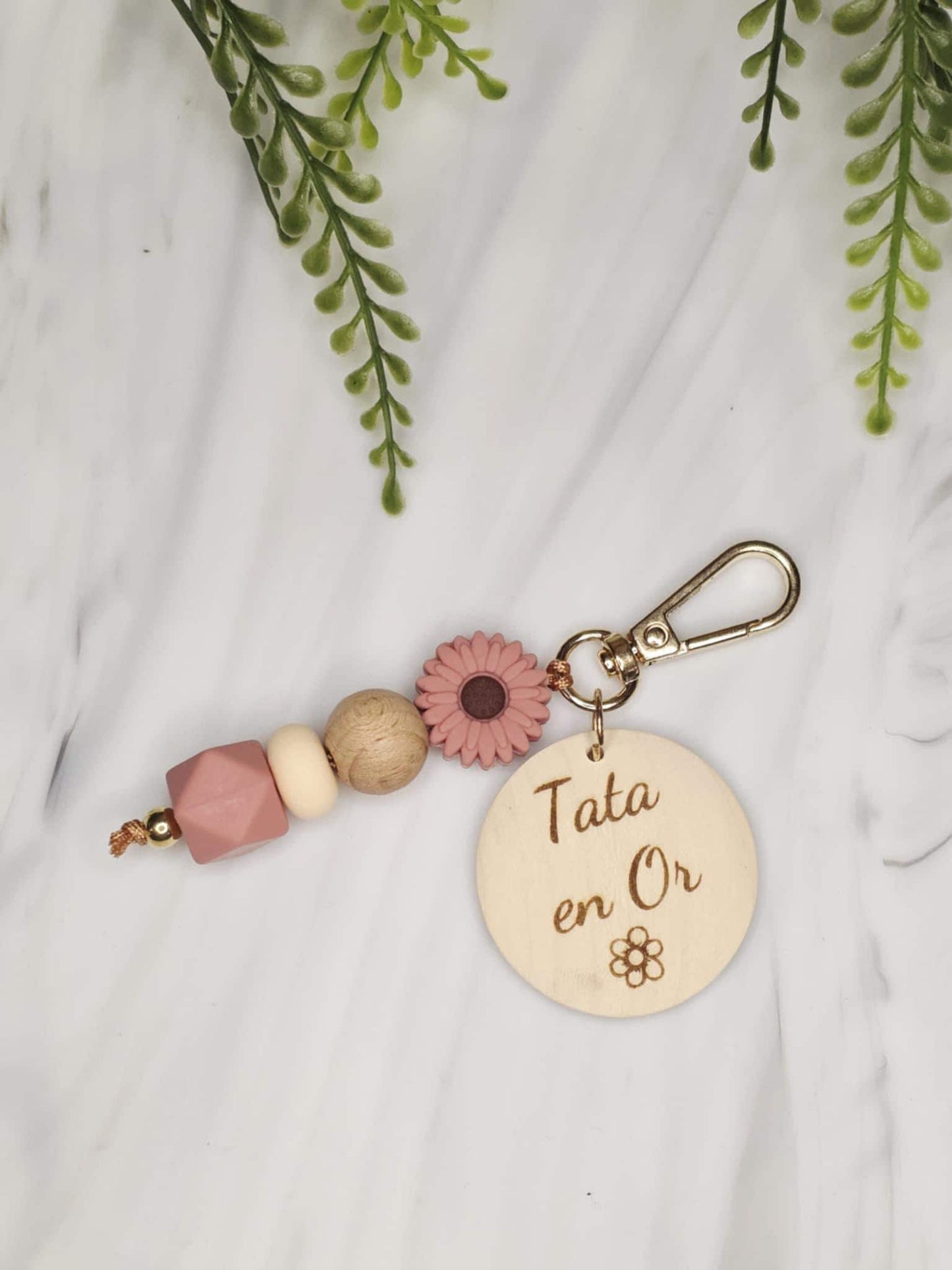 porte clés personnalisé  parrain mamie maman papa, grands pères, papy, marraine, maitresse , demande témoin porte clé fleur/fleur Martigues