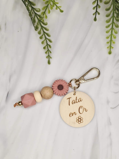 porte clés personnalisé  parrain mamie maman papa, grands pères, papy, marraine, maitresse , demande témoin porte clé fleur/fleur Martigues