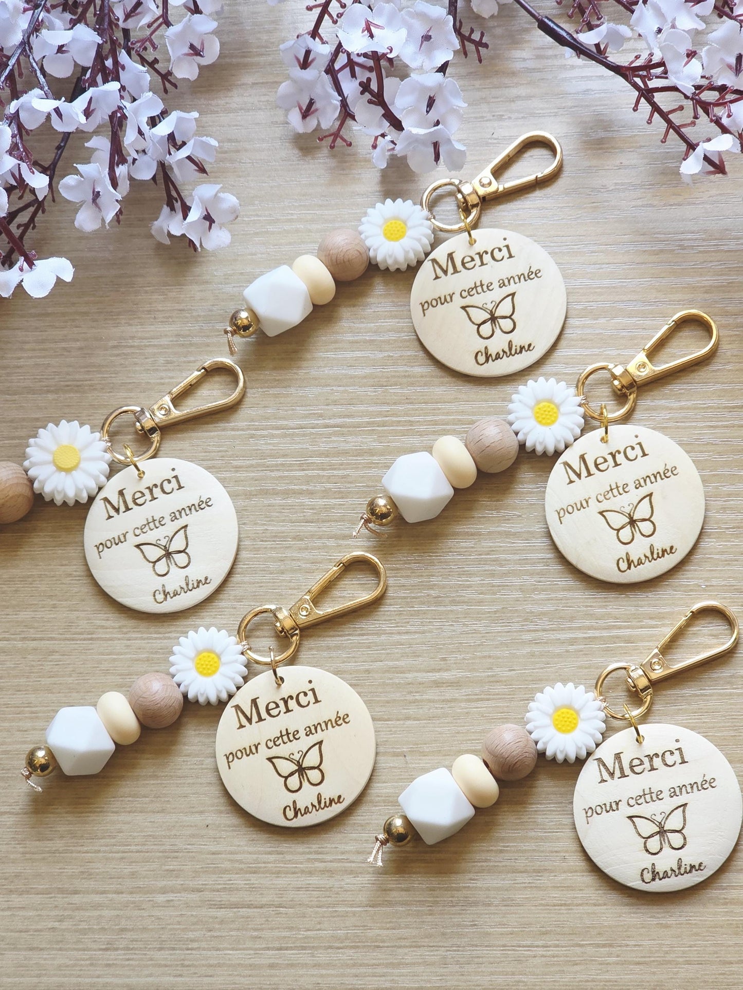 porte clés personnalisé  parrain mamie maman papa, grands pères, papy, marraine, maitresse , demande témoin porte clé fleur/fleur Martigues