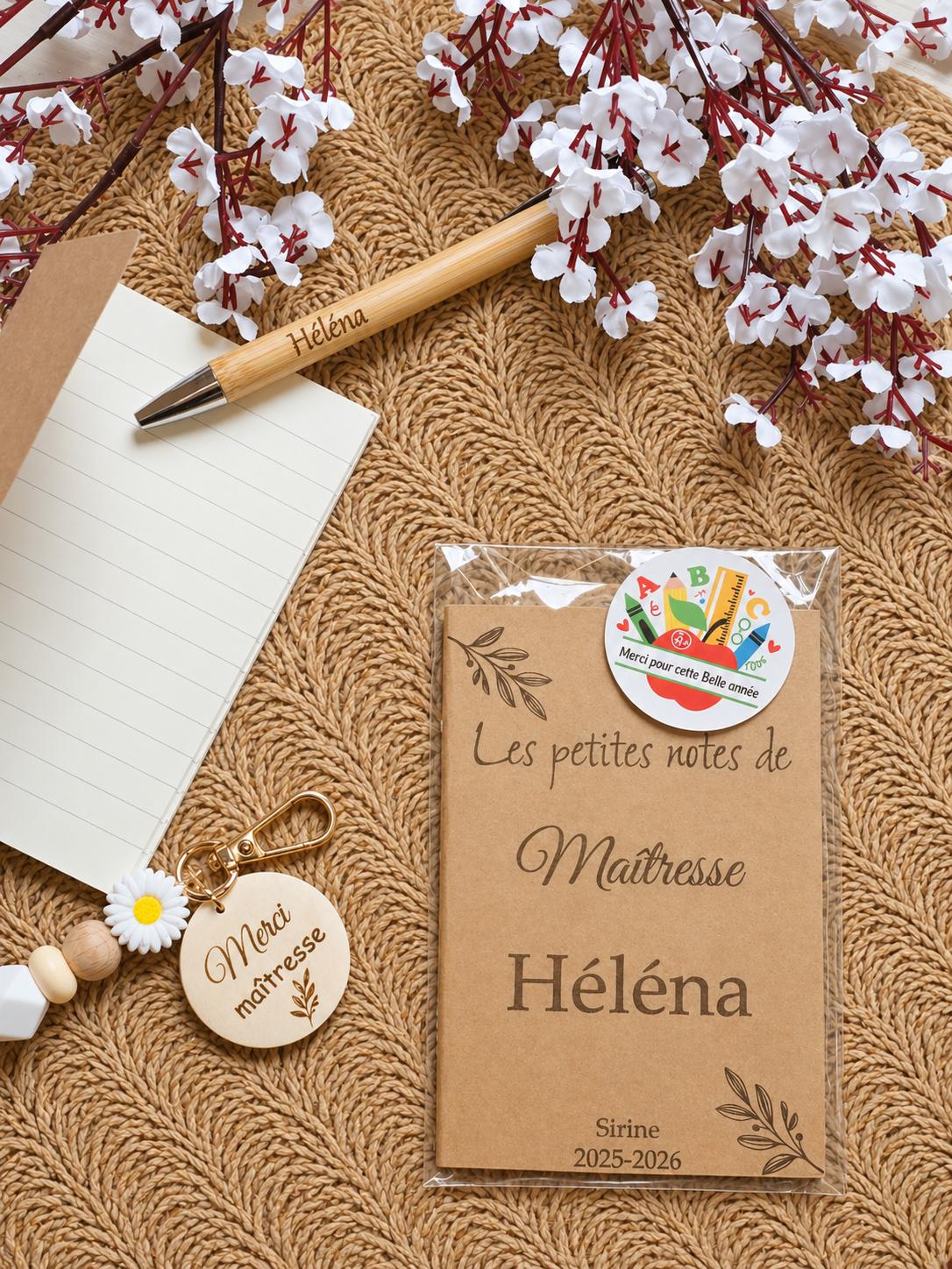 Bloc note en bambou avec stylo personnalisé  cadeau maîtresse / cadeau Mamie / cadeau directrice /cadeau papy/ mariage