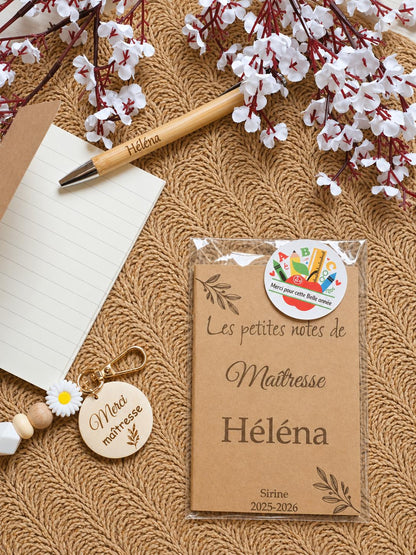 Bloc note en bambou avec stylo personnalisé  cadeau maîtresse / cadeau Mamie / cadeau directrice /cadeau papy/ mariage