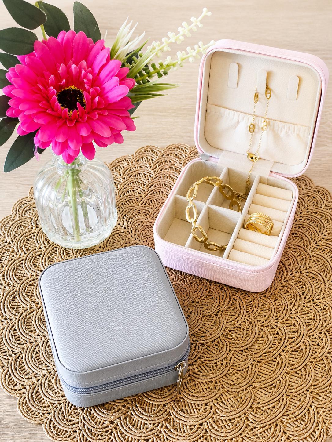 Boîte à bijoux personnalisée  – Texte au choix – Cadeau grand-mère – Coffret bijoux voyage – Idée cadeau personnalisable
